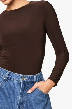 Double couche Body Slinky à col rond manches longues