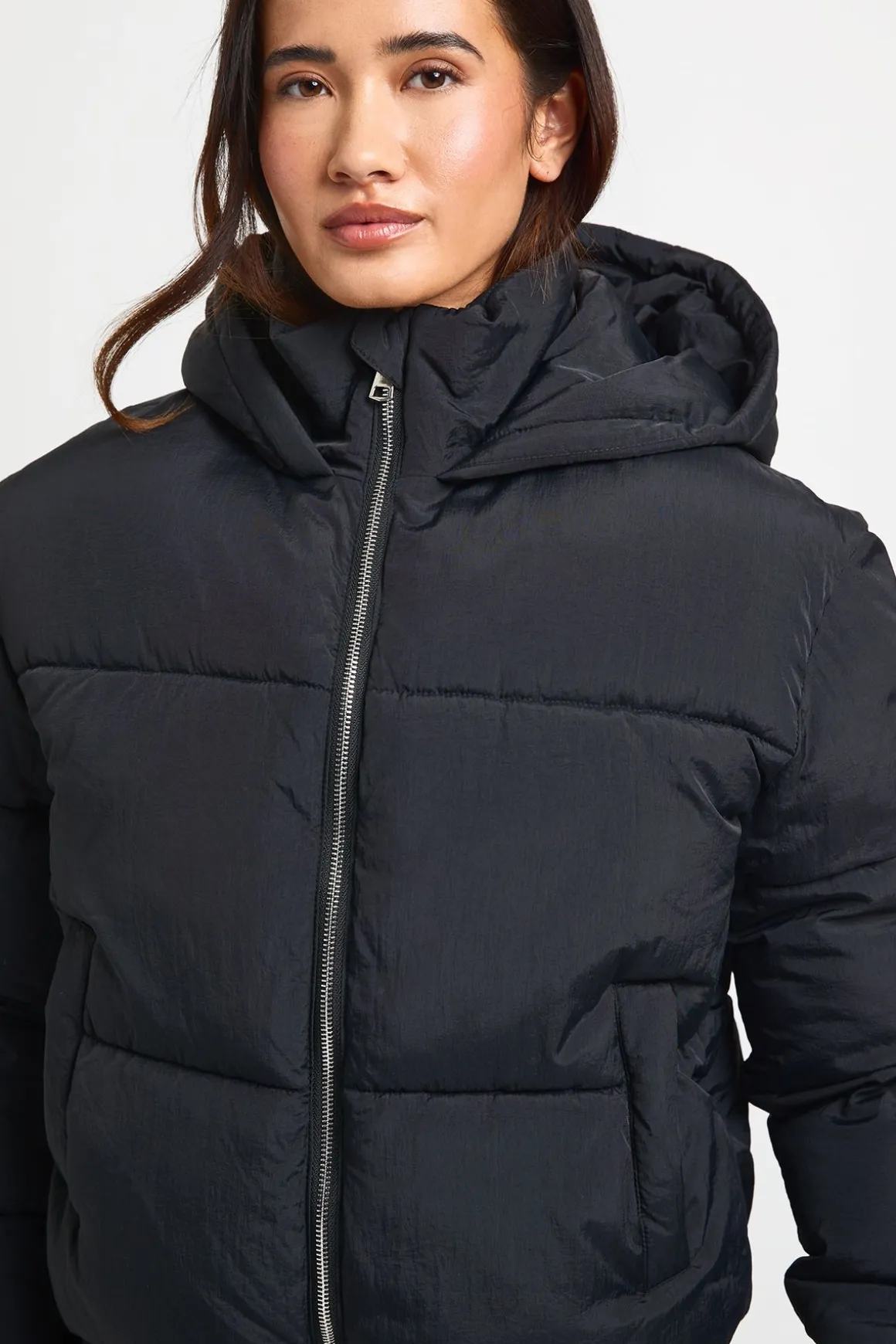 Doudoune Courte À Casynthétiqueche