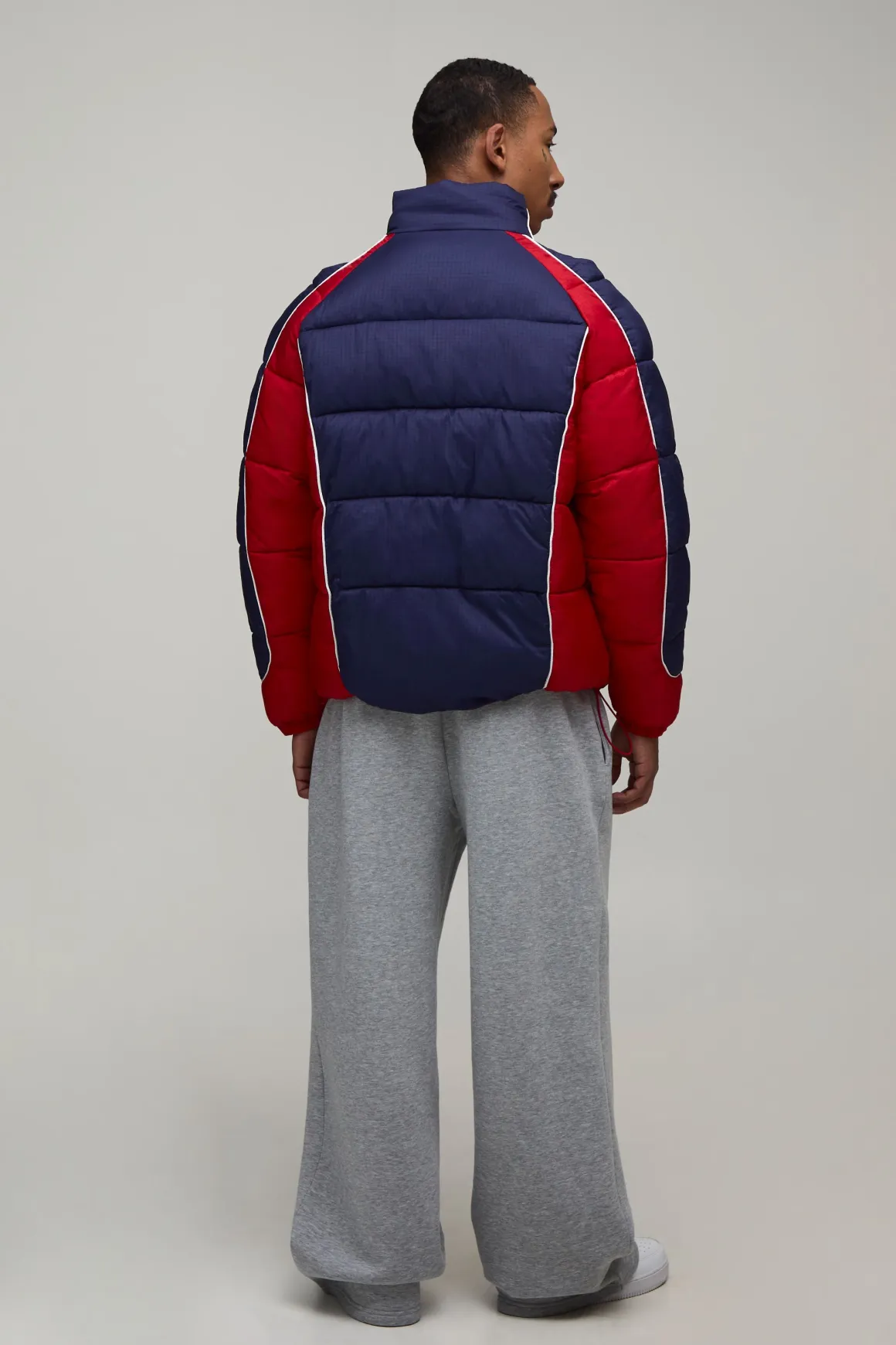 Doudoune Homme Coupe Regular À Blocs De Couleur Et Manches Raglan