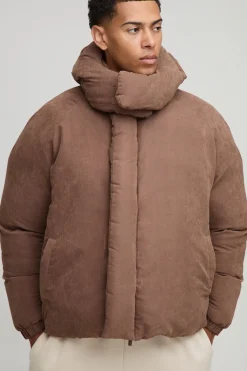 Doudoune surdimensionnée, de coupe carrée, en nylon à finition pêche, rembourrée de manière extrême, avec col à entonnoir et capuche