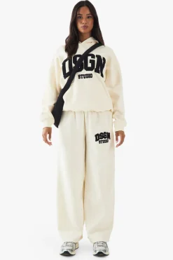 DSGN Studio Jogger droit en tissu éponge avec appliqué