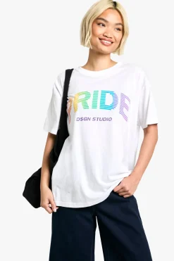DSGN Studio T-shirt Oversize Slogan Fierté