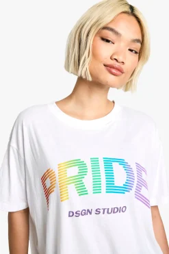 DSGN Studio T-shirt Oversize Slogan Fierté