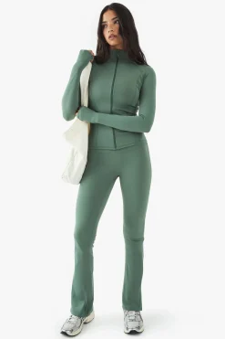 DSGN Studio Ultra Sculpt Flared Legging