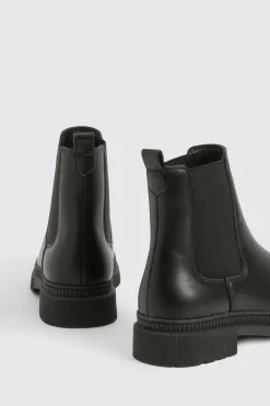 boohoo Détail de languette avec panneau élastique Bottine Chelsea< Bottes|Bottes Noires