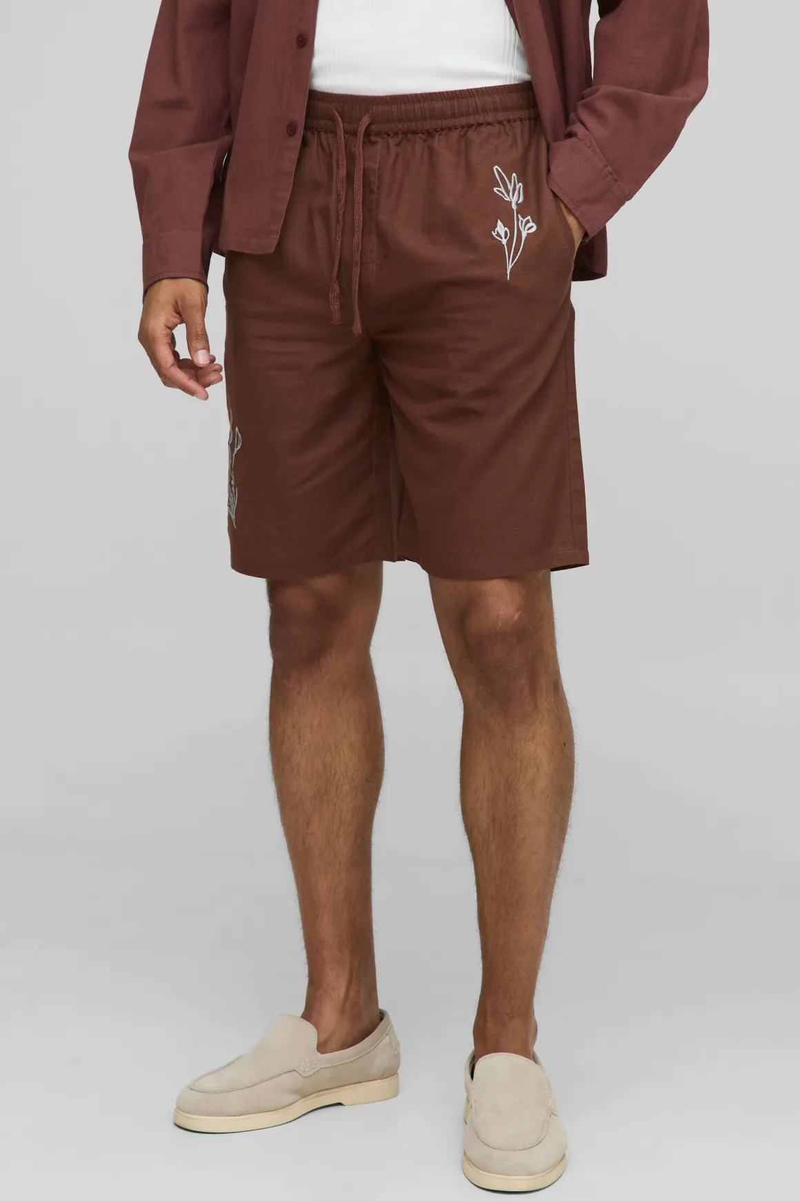 Elasticated Waist Straight Fit Floral Emboridery Linen Shorts