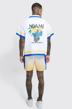 Ensemble ample à imprimé Miami avec chemise et short