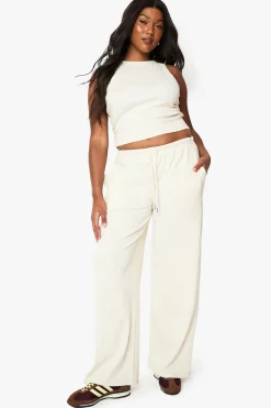 boohoo Ensemble basique coordonné grande taille : Gilet côtelé racer et pantalon<Femme Basiques|Ensembles
