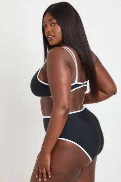 boohoo Ensemble Bikini Grande Taille À Jambes Hautes Avec Détails Contrastés<Femme Maillots De Bain|Tenues De Plage