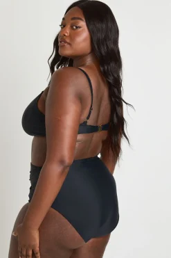 boohoo Ensemble Bikini Grande Taille Triangle Et Culotte Taille Haute Avec Finitions Dorées<Femme Maillots De Bain|Tenues De Plage