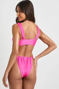 boohoo Ensemble Bikini Haut Plongeant Avec Détail Nœud Et Bas Échancré Froncé<Femme Maillots De Bain|Tenues De Plage