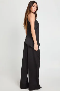 boohoo Ensemble camisole satin asymétrique à encolure halterneck et pantalon assorti<Femme Satin Et Dentelle|Ensembles