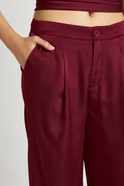 boohoo Ensemble Caraco Col Bénitier et Pantalon Large en Satin<Femme Satin Et Dentelle|Ensembles