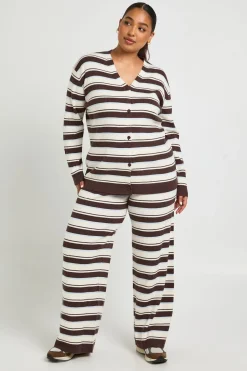 boohoo Ensemble Cardigan Boyfriend et Pantalon Large en Maille Côtelée Super Douce Grande Taille< Loungewear