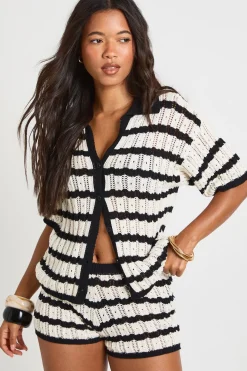 Ensemble Chemise À Col Et Short À Rayures Crochet
