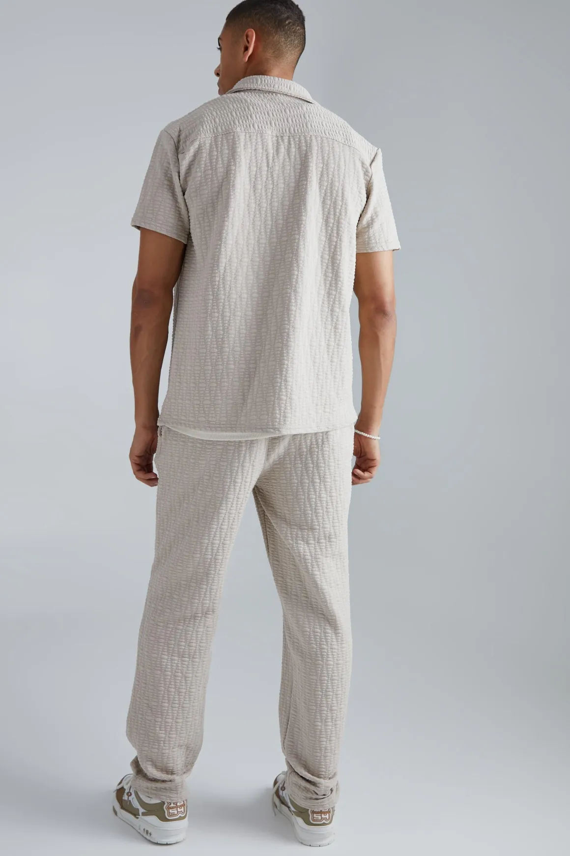 Ensemble chemise et pantalon à manches courtes, stretch texturé, coupe régulière