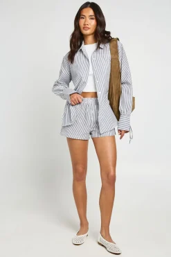 Ensemble Chemise Et Short Coordonné À Rayures Froissées Avec Poignets À Nouer