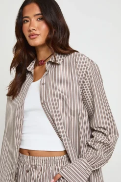 Ensemble Chemise Et Short Coordonné À Rayures Froissées Avec Poignets À Nouer