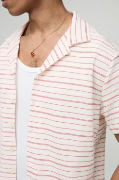 boohooMAN Ensemble chemise et short en jersey à col renversé, coupe régulière, motif rayé texturé façon gaufre<Homme Ensembles