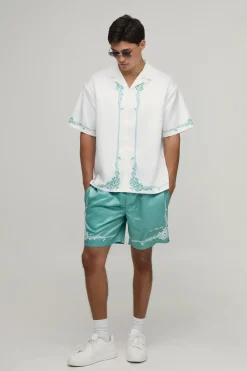 Ensemble Chemise Et Short En Satin À Manches Courtes Oversize Avec Imprimé Floral Bordure
