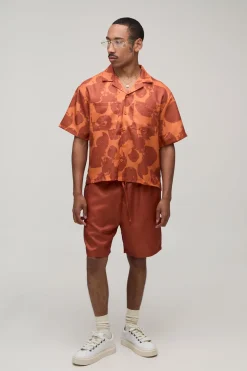 Ensemble Chemise Et Short Oversize À Coupe Boxy Avec Imprimé Intégral