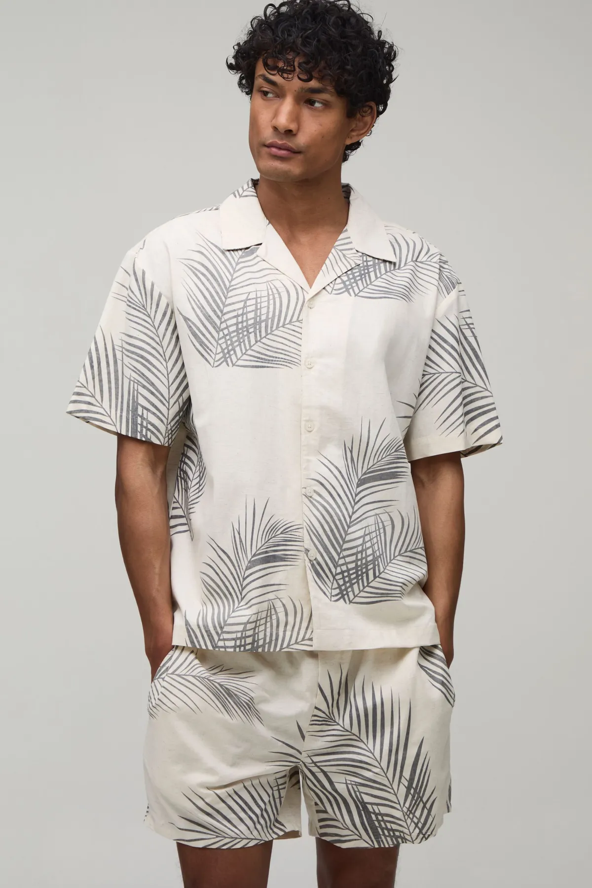boohooMAN Ensemble Chemise Et Short Oversize À Imprimé Palmiers<Homme Ensembles