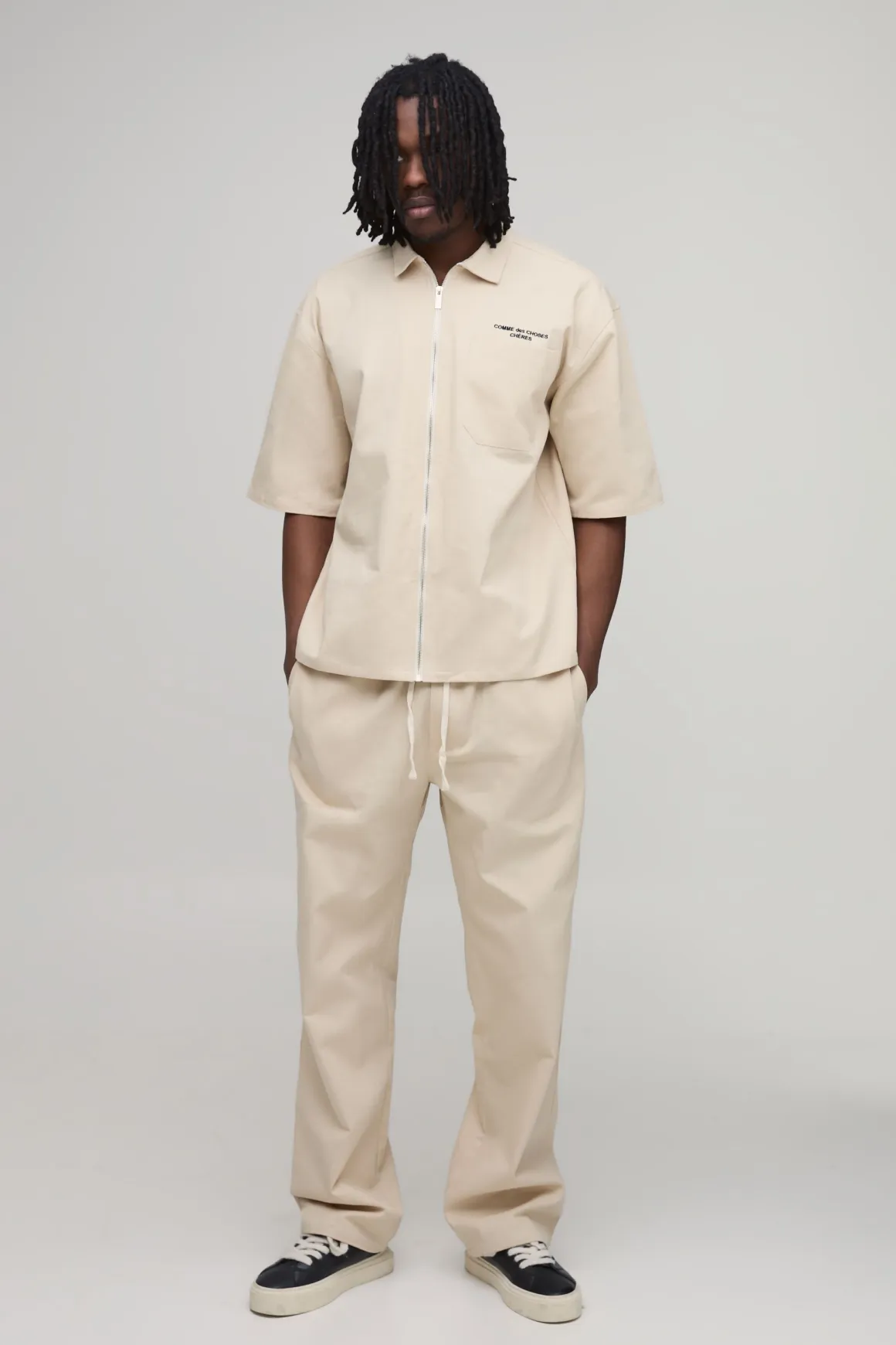 Ensemble Chemise Haute Oversize Avec Poches Brodées En Sergé À Fermeture Éclair Et Pantalon Décontracté