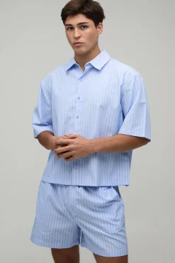 boohooMAN Ensemble Chemise Oversize Ample À Rayures Brodées Capri Et Short Baggy<Homme Ensembles