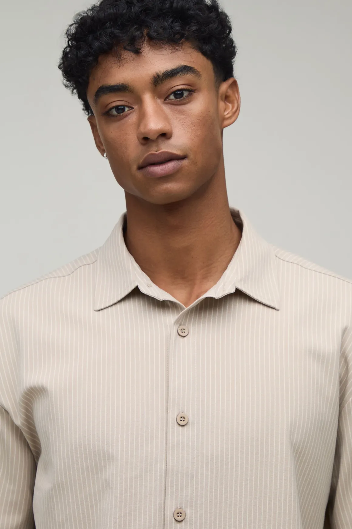 Ensemble Chemise Oversize Ample À Rayures Tennis Et Short