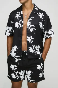 Ensemble chemise oversize carrée en viscose imprimée et maillot de bain