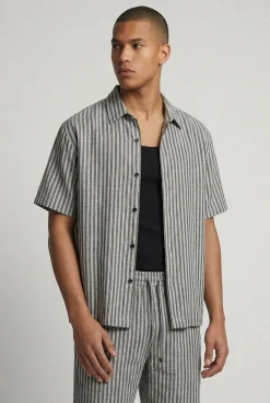 Ensemble Chemise Oversize Et Short Ample En Lin À Rayures
