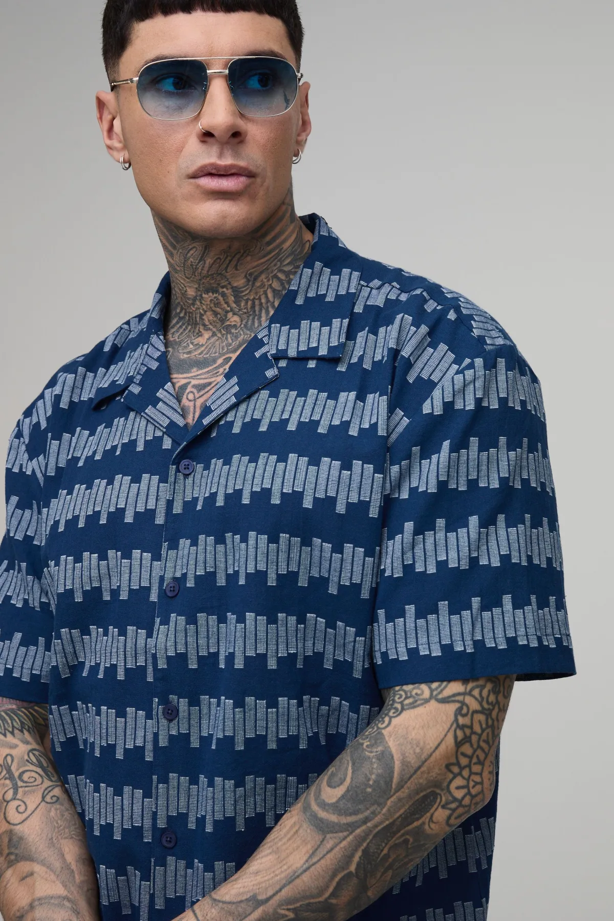 boohooMAN Ensemble Chemise Oversize Et Short Décontracté À Rayures Géométriques Tall<Homme Ensembles|Tout Afficher