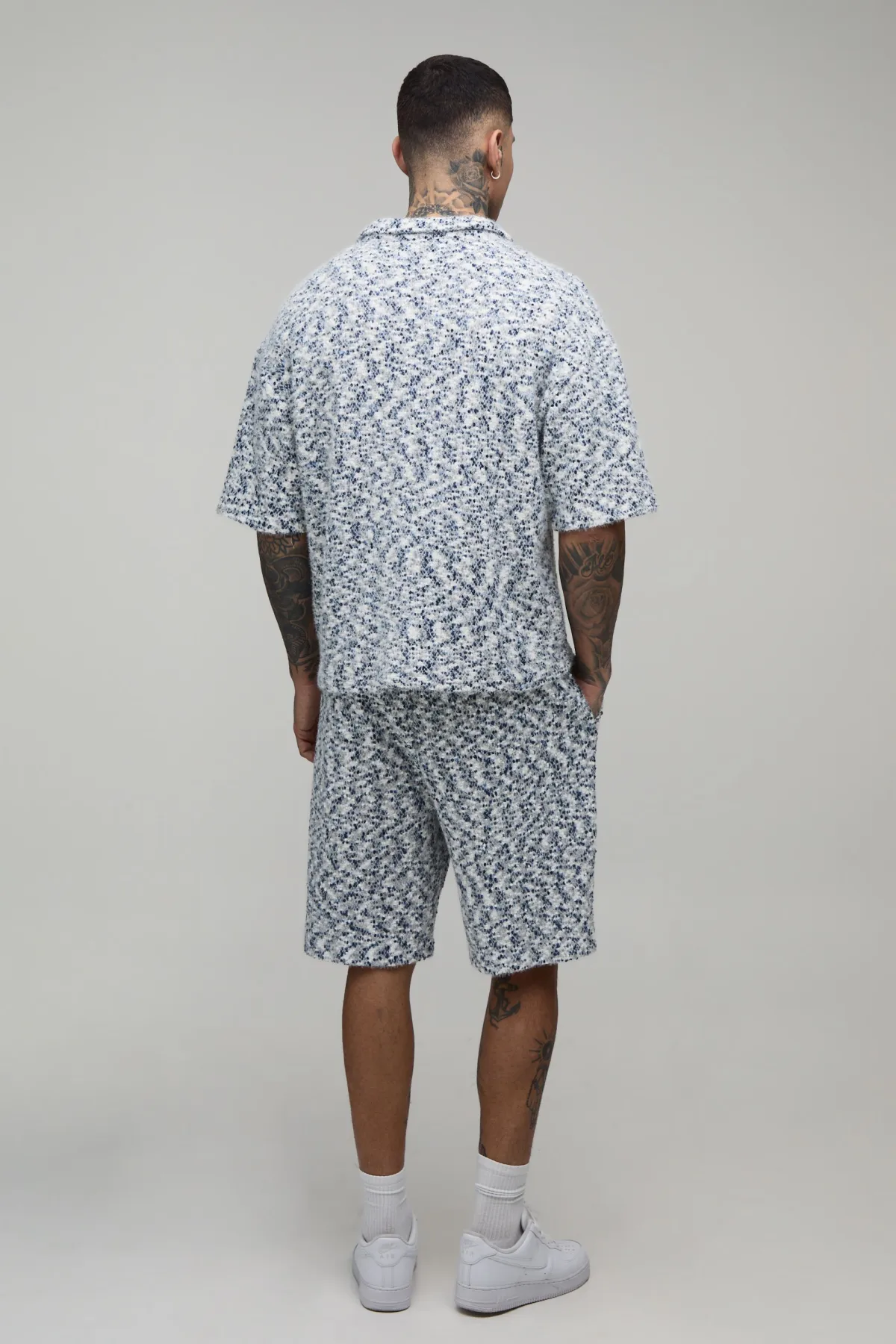 boohooMAN Ensemble Chemise Oversize Et Short Décontracté En Bouclette Brossée Tall<Homme Ensembles|Tout Afficher