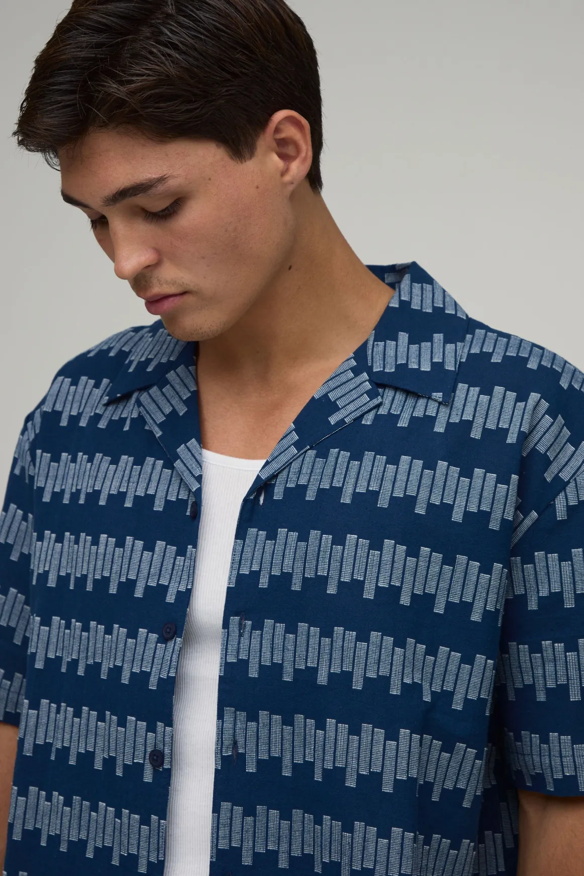 Ensemble Chemise Oversize Et Short Décontracté À Rayures Géométriques