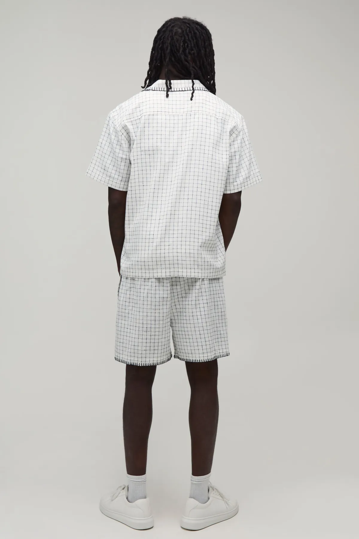 boohooMAN Ensemble Chemise Oversize À Manches Courtes Et Short Ample À Carreaux Fenêtre Avec Finition Point De Couverture<Homme Ensembles