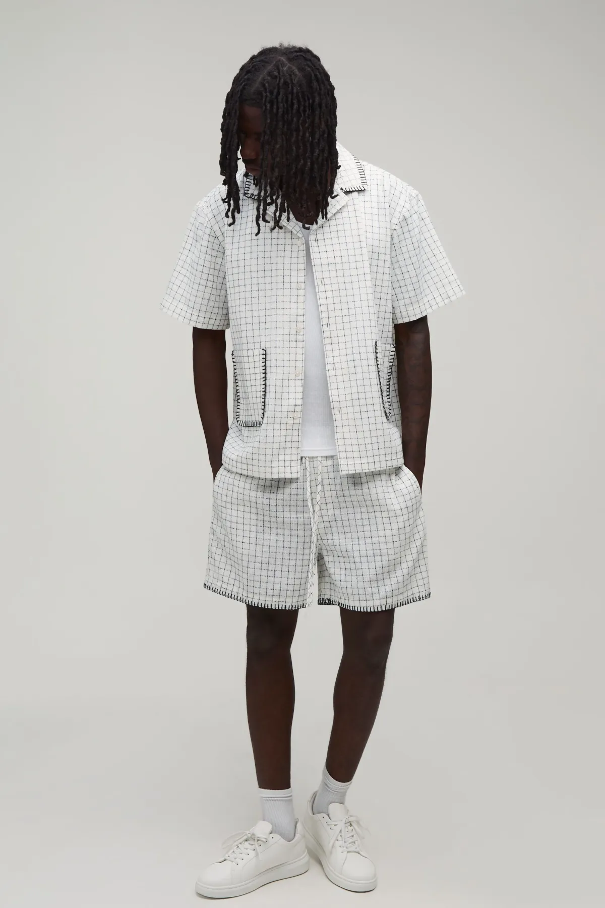 boohooMAN Ensemble Chemise Oversize À Manches Courtes Et Short Ample À Carreaux Fenêtre Avec Finition Point De Couverture<Homme Ensembles