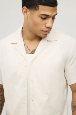 boohooMAN Ensemble Chemise Regular Et Short Décontracté En Mélange De Lin Vacances<Homme Ensembles|Tout Afficher