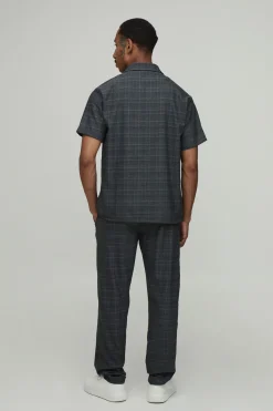 Ensemble Chemise Régulière à Carreaux et Pantalon Fuselé