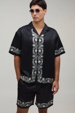Ensemble Chemise Satinée Oversize À Manches Courtes Et Short À Imprimé Floral Bordure