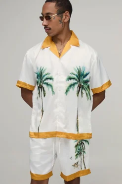 Ensemble Chemise Satinée Oversize À Manches Courtes Et Short Avec Imprimé Destination