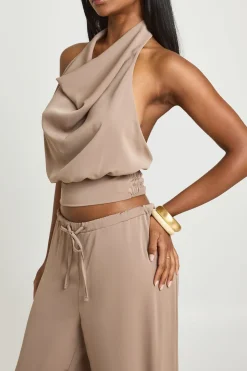 Ensemble Col Bénitier Haut Et Taille Froncée
