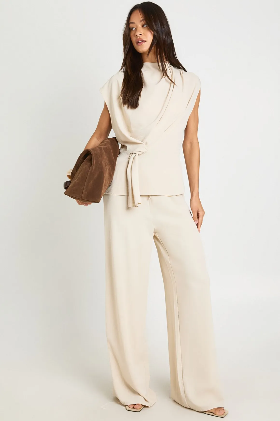 Ensemble Coordonné Blouse Col Bénitier À Nœud Martelé Et Pantalon Large Jambe Longue