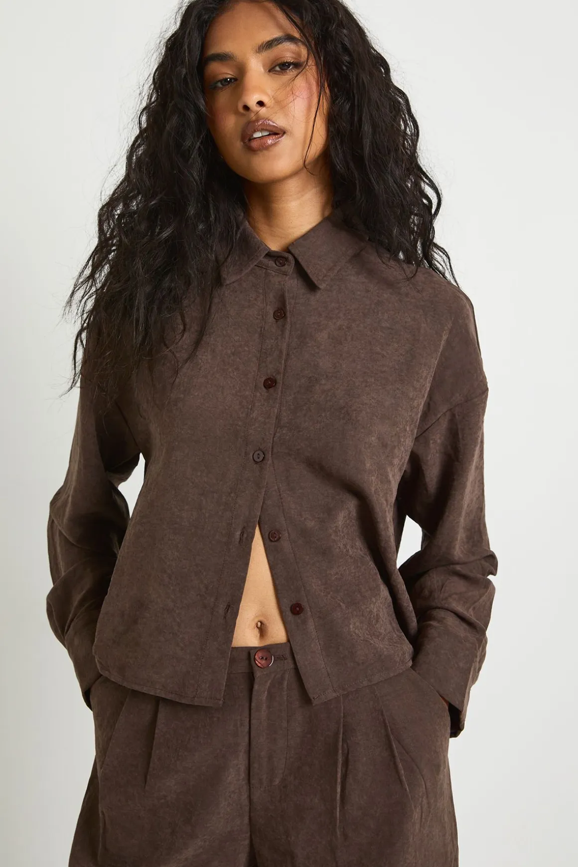Ensemble Coordonné Chemise Courte Ample À Effet Pêche Et Pantalon Taille Basse
