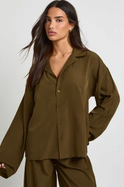 Ensemble coordonné : chemise oversize pour petites tailles et pantalon à jambes larges
