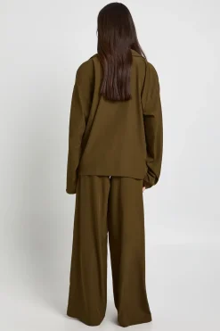 Ensemble coordonné : chemise oversize pour petites tailles et pantalon à jambes larges