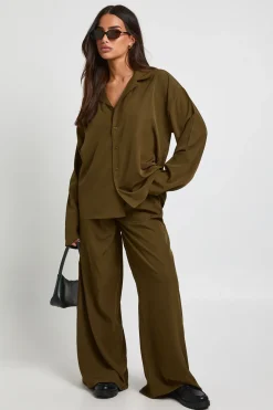Ensemble coordonné : chemise oversize pour petites tailles et pantalon à jambes larges