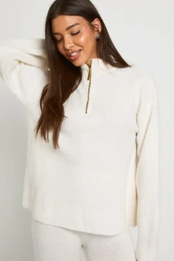 Ensemble coordonné composé d'un pull surdimensionné super doux à col zippé et d'un pantalon à jambes larges