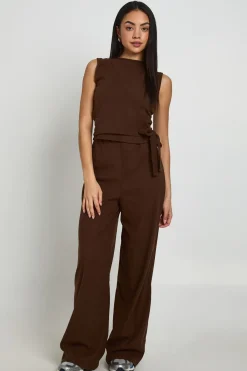boohoo Ensemble Coordonné Côtelé À Taille Portefeuille Et Jambes Larges<Femme Looks Chocolat|Ensembles