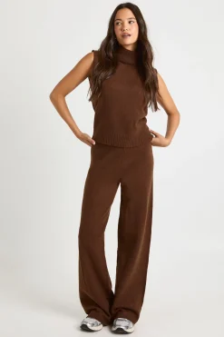 Ensemble Coordonné Débardeur Tricoté Ultra Doux À Col Fendu Et Pantalon Droit