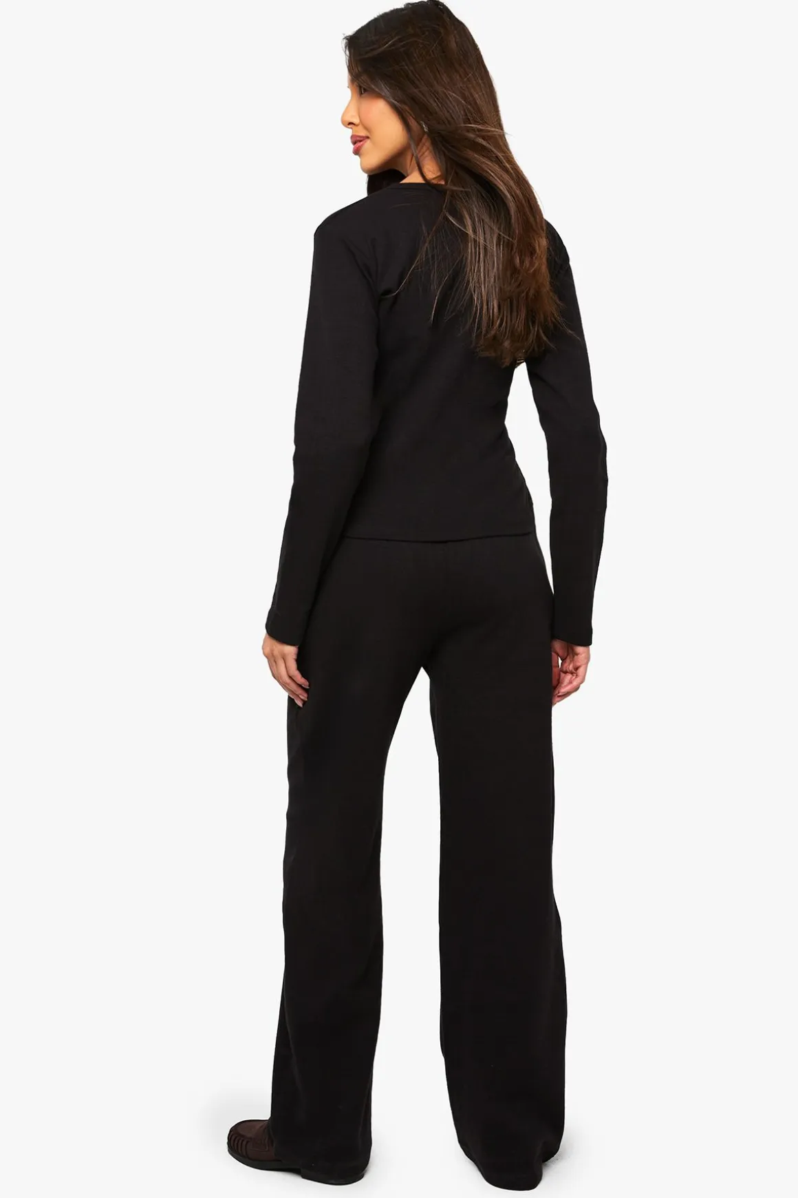 Ensemble coordonné en coton : haut à encolure dégagée avec boutons et pantalon assorti